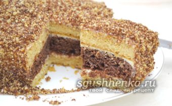 Простой и вкусный торт со сгущенкой
